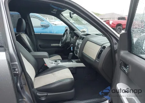 2008 Mercury Mariner Premier z USA, uszkodzony, nr VIN 4M2CU97178KJ44739